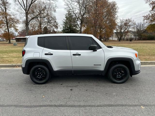 Used 2021 Jeep Renegade Sport image 25