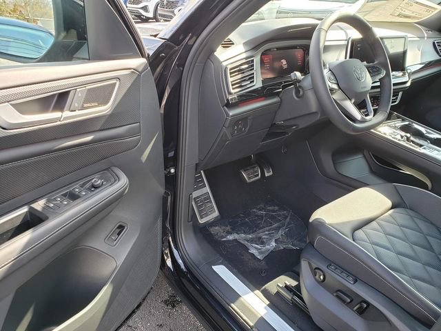 New 2026 Volkswagen Atlas Cross Sport SEL Premium R-Line image 6