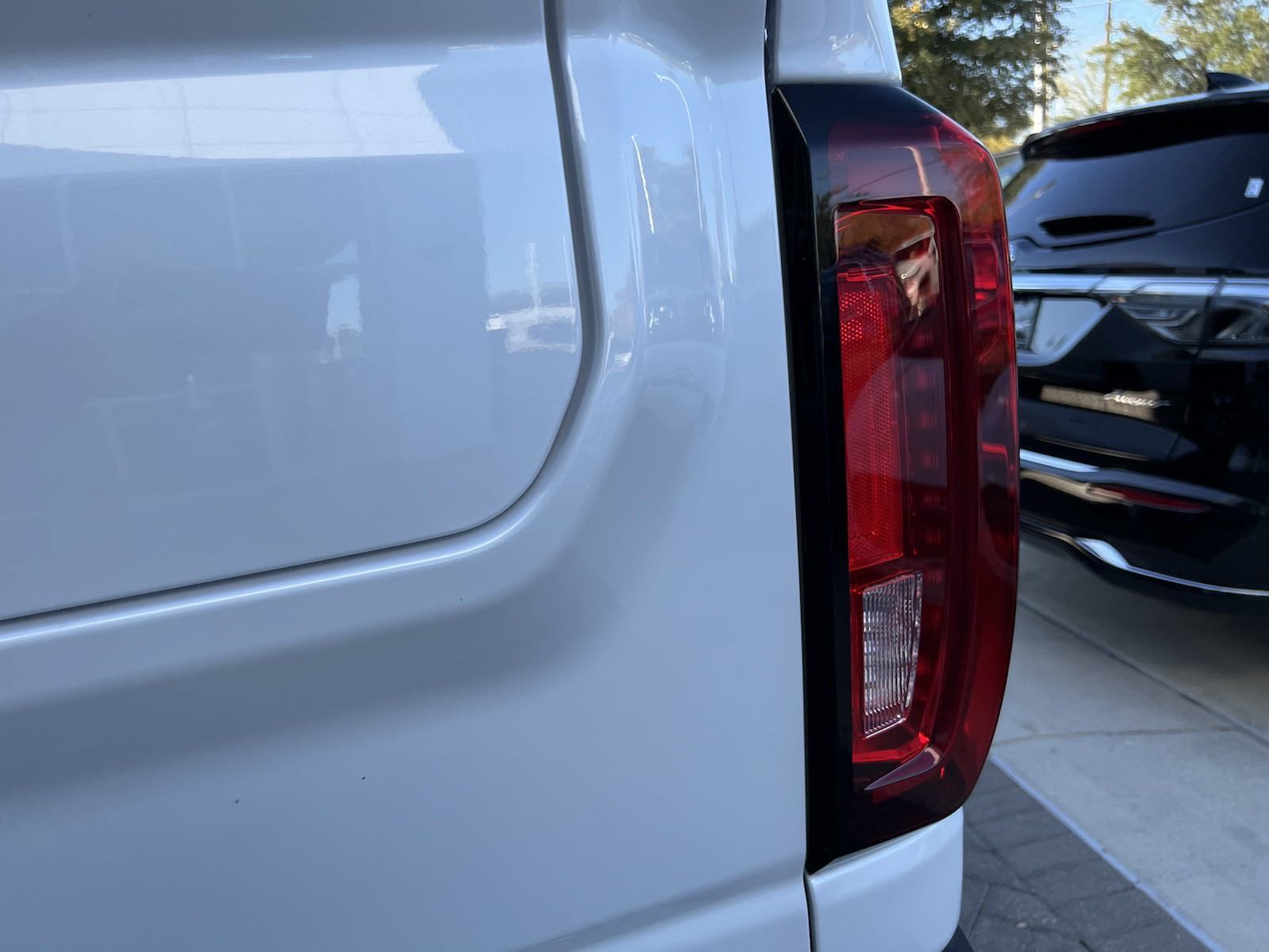 New 2023 GMC Sierra 3500 Denali w/ Denali Ultimate Package AWD/4WD image 31