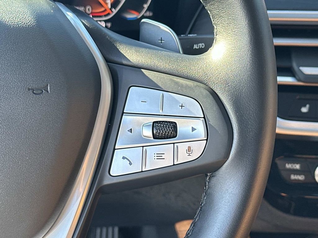 Used 2024 BMW X4 xDrive30i w/ Premium Package image 16