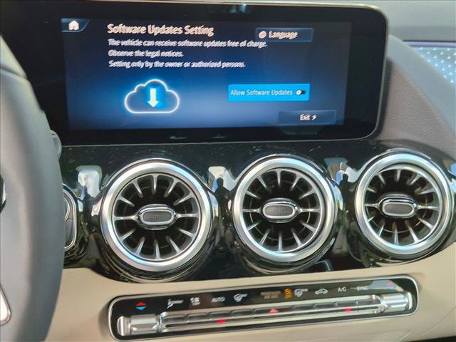 New 2026 Mercedes-Benz GLA 250 image 11