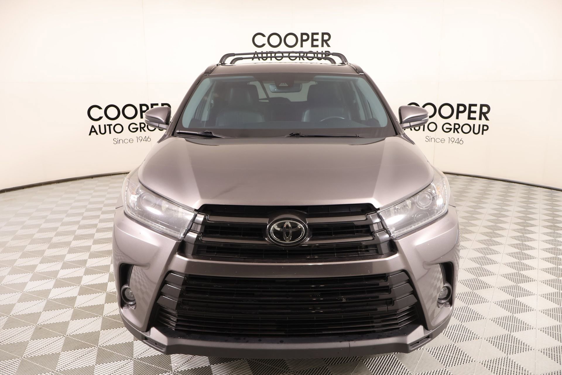 Used 2019 Toyota Highlander SE image 9