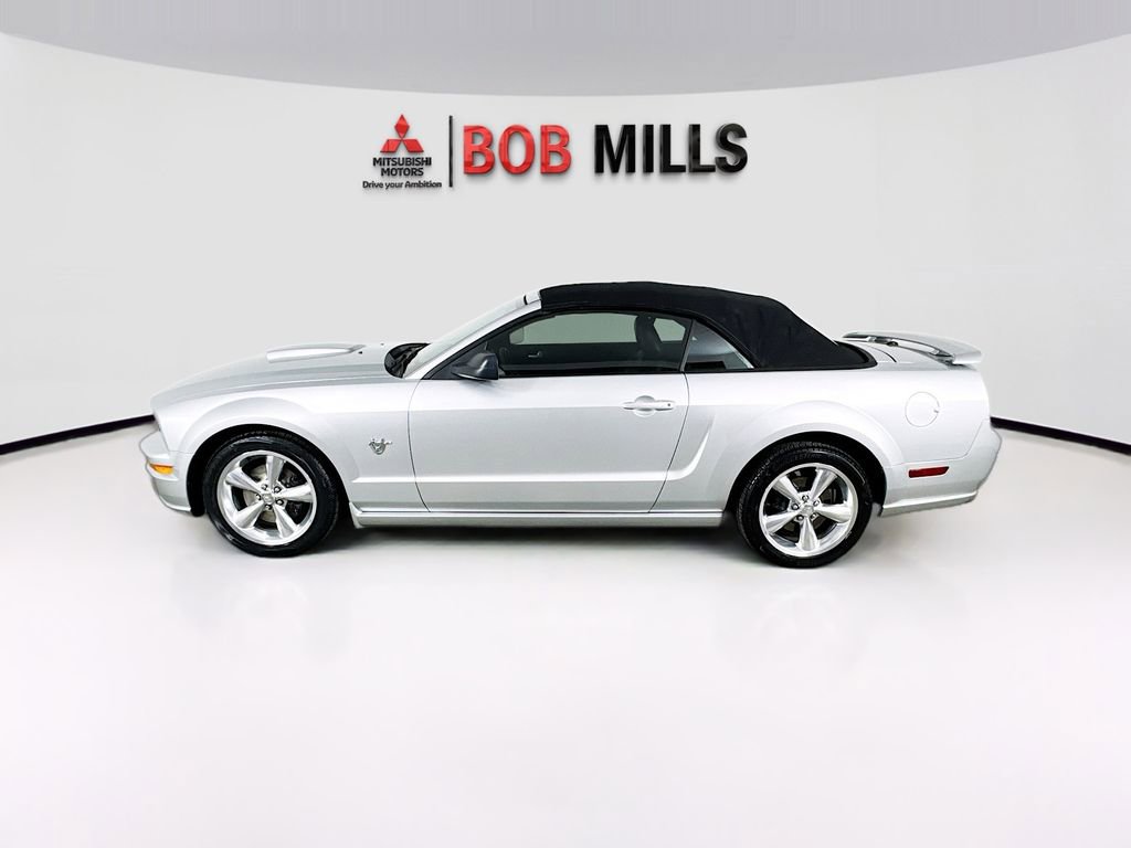 Used 2009 Ford Mustang GT Premium image 4