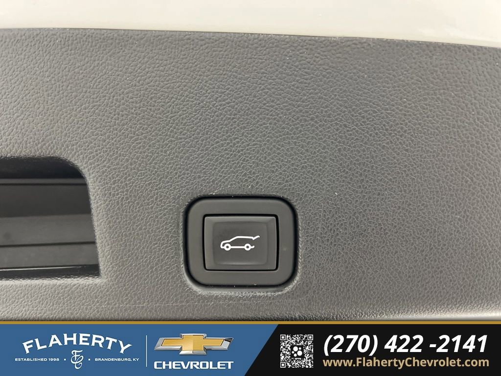 Used 2025 Buick Enclave Preferred AWD/4WD image 21