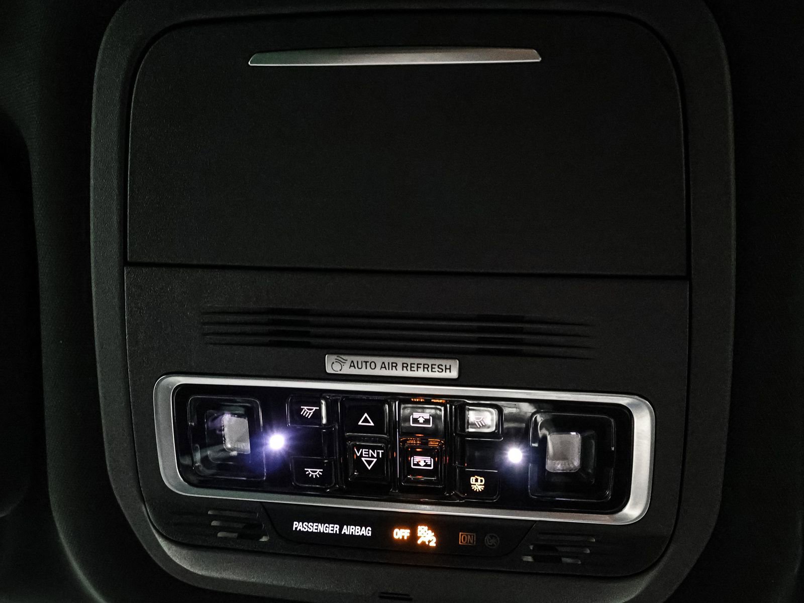 Used 2025 Lincoln Nautilus Reserve w/ Jet Appearance Package image 32