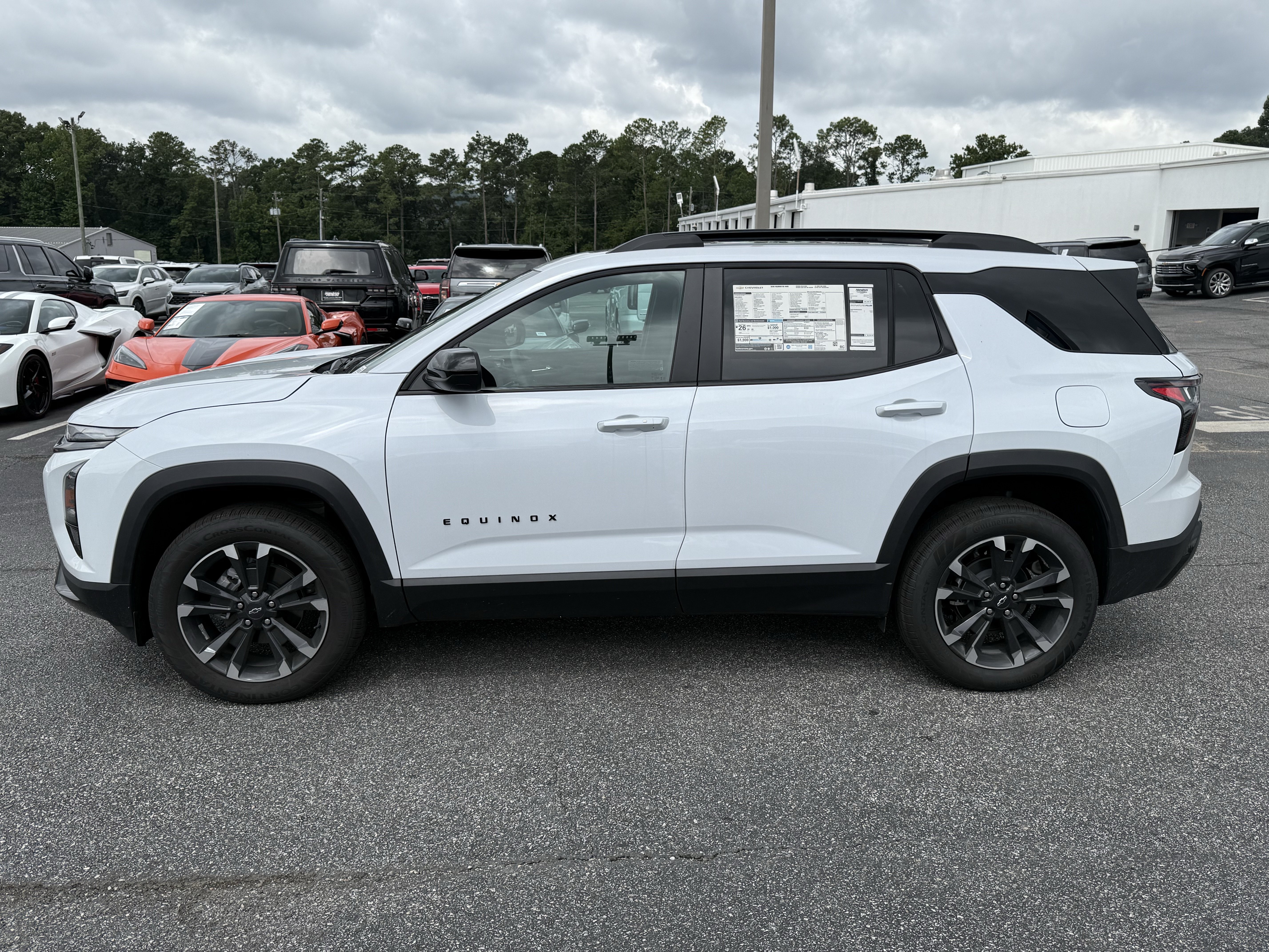 New 2026 Chevrolet Equinox RS w/ Convenience Package III AWD/4WD image 7