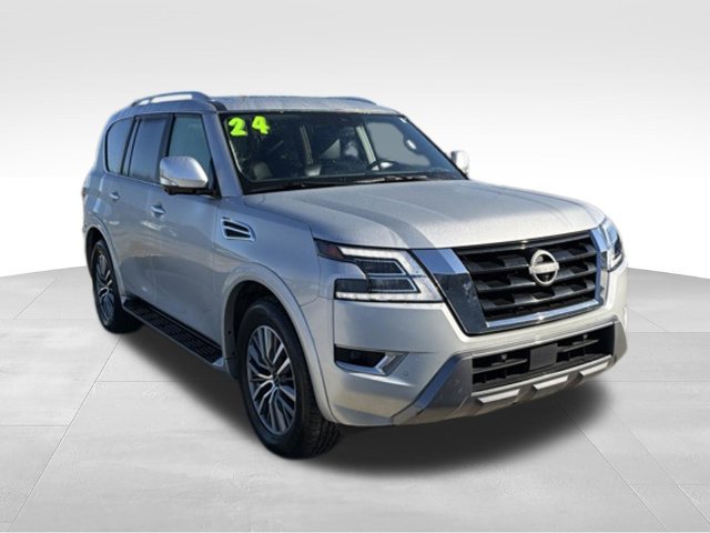 Used 2024 Nissan Armada SL w/ Captain's Chairs Package RWD image 7