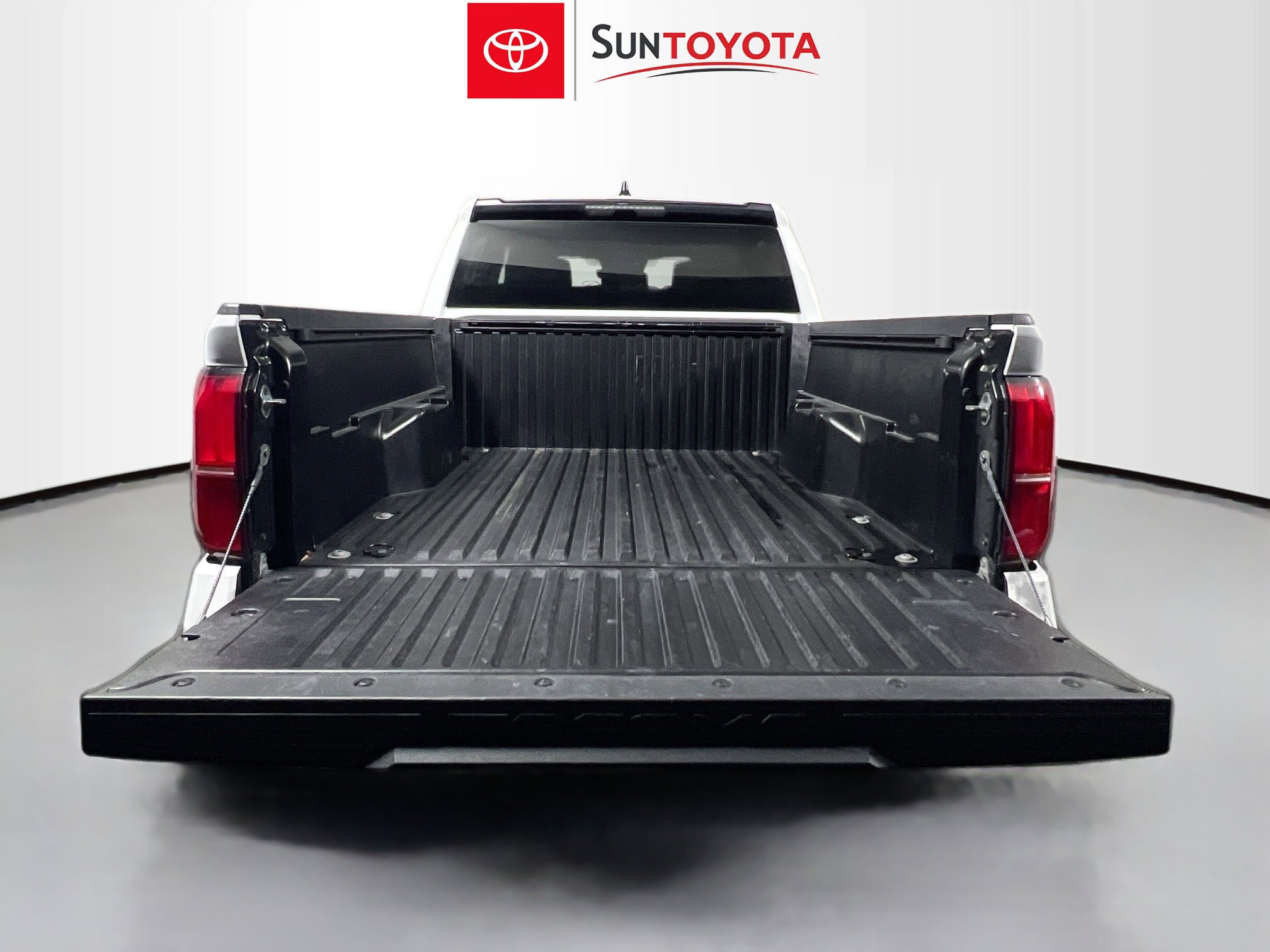 Used 2024 Toyota Tacoma SR5 image 34