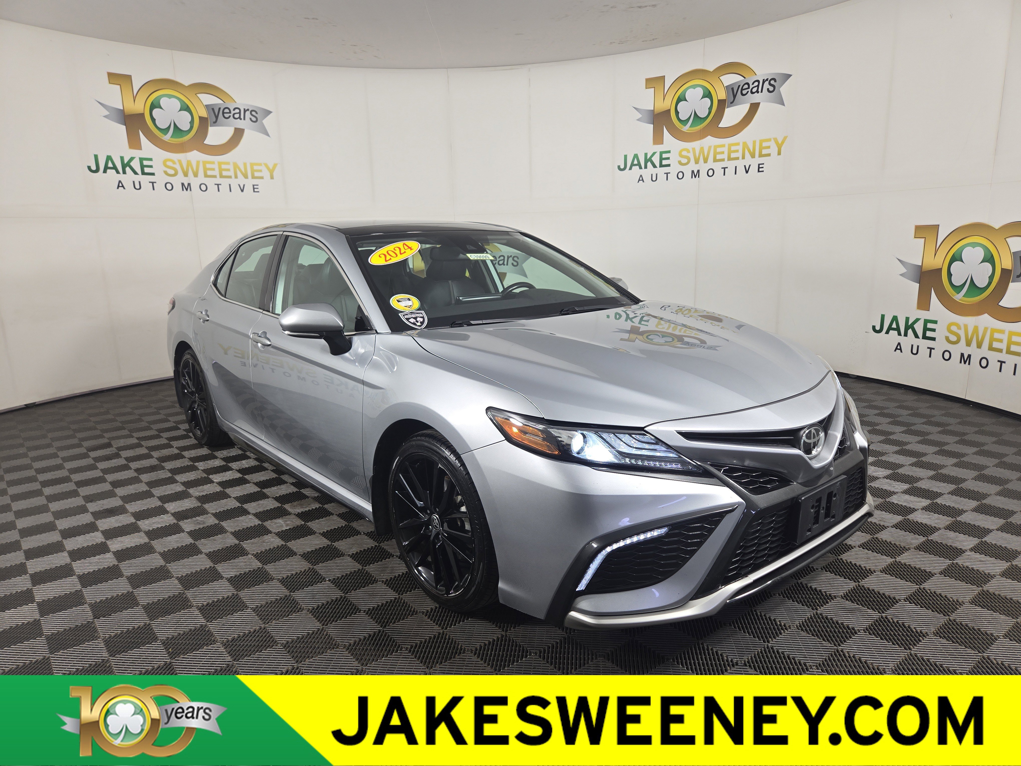 Used 2024 Toyota Camry XSE image 1