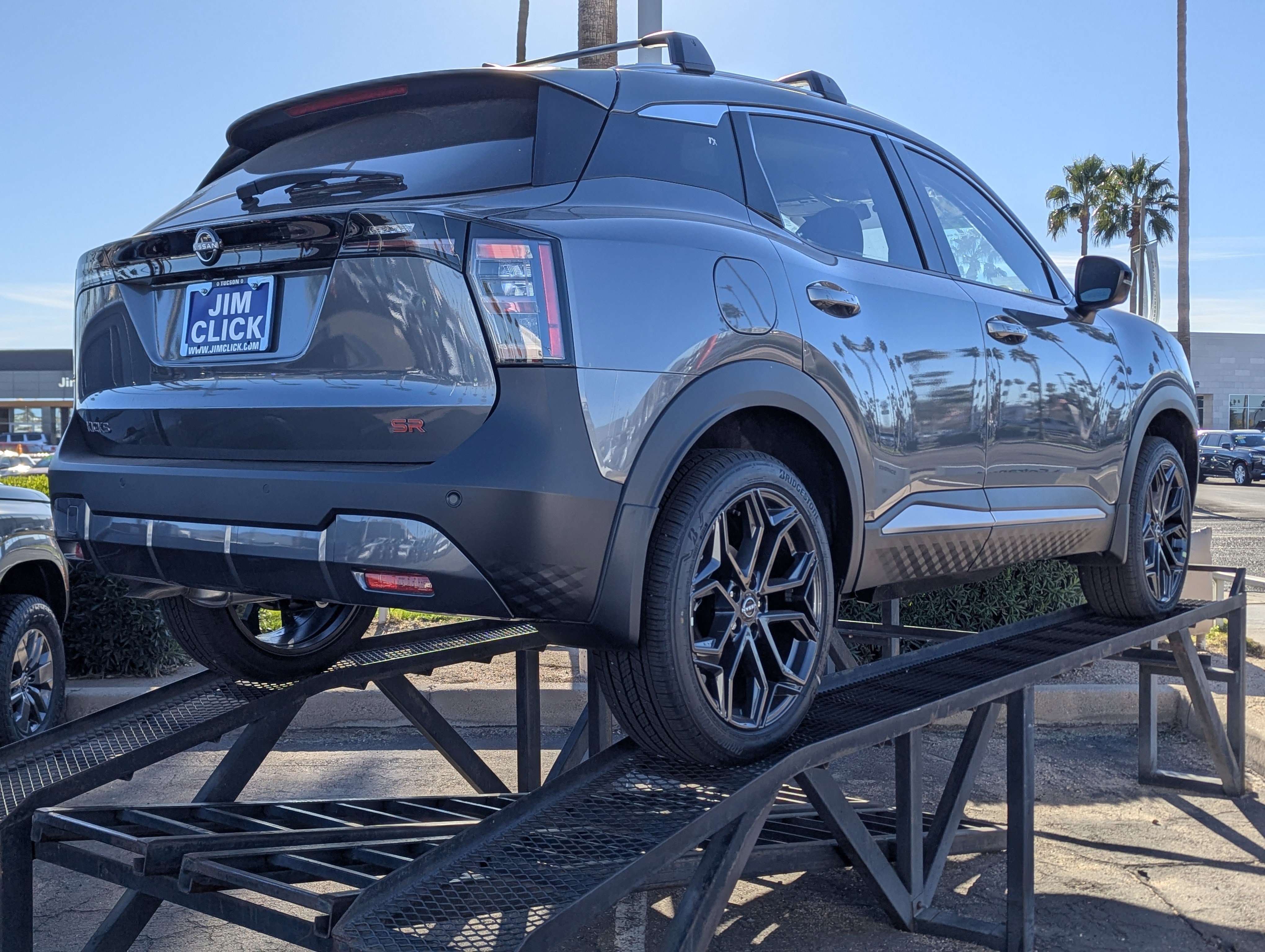 New 2026 Nissan Kicks SR w/ Illumination Package image 2