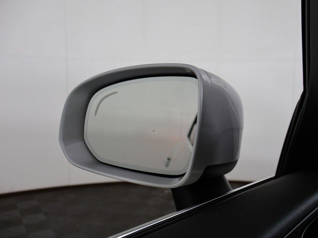Used 2023 Volvo XC60 B5 Plus w/ Climate Package AWD/4WD image 39