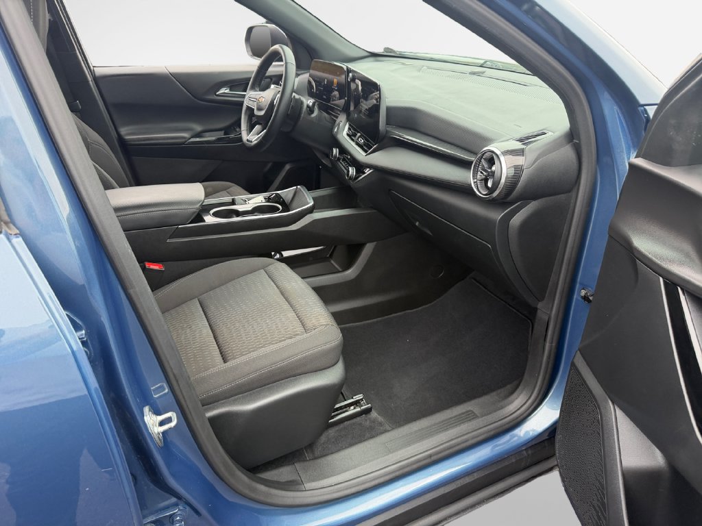 Used 2025 Chevrolet Equinox LT AWD/4WD image 26