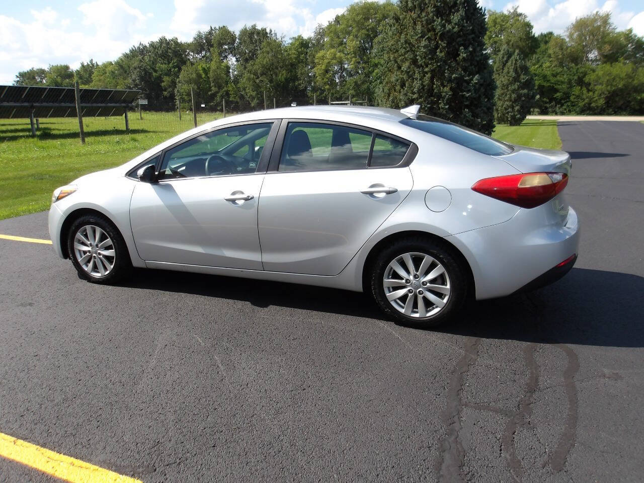 Used 2014 Kia Forte LX w/ Popular Package FWD image 11