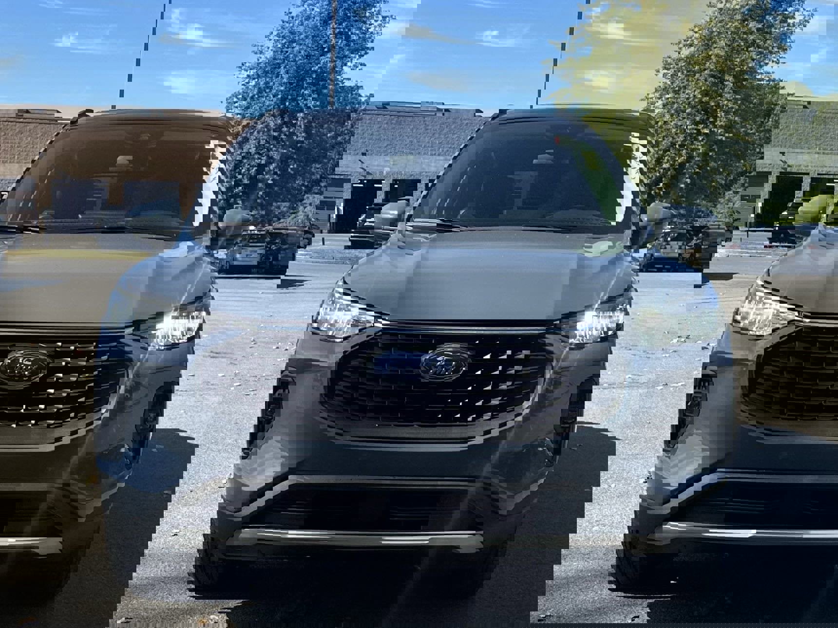 New 2025 Ford Escape SE image 14