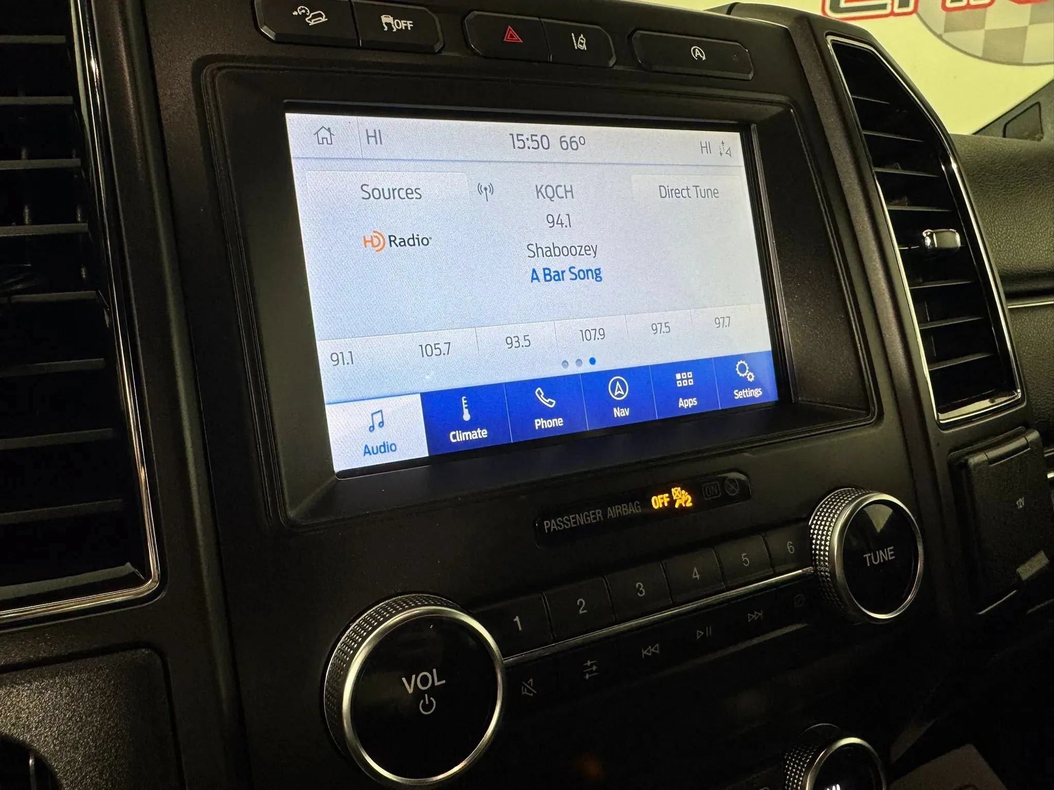 Used 2020 Ford Expedition Limited w/ Equipment Group 301A AWD/4WD image 20