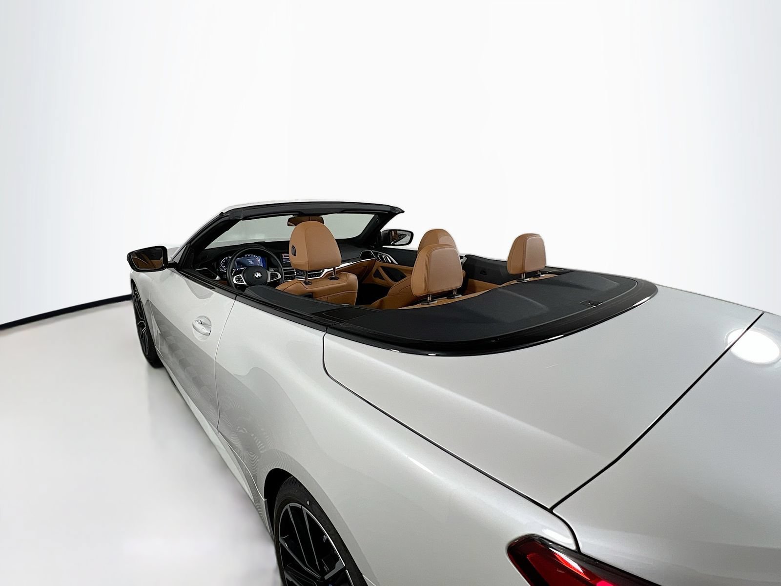 Used 2023 BMW 440i xDrive Convertible w/ Premium Package AWD/4WD image 14