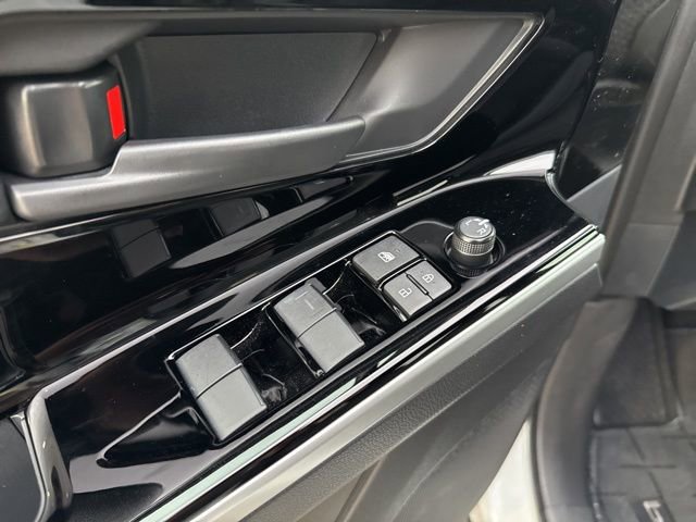 Certified 2025 Toyota bZ4X AWD image 8