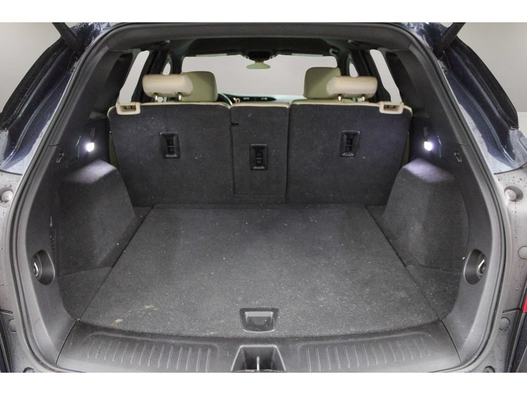 Used 2019 Cadillac XT5 FWD image 30