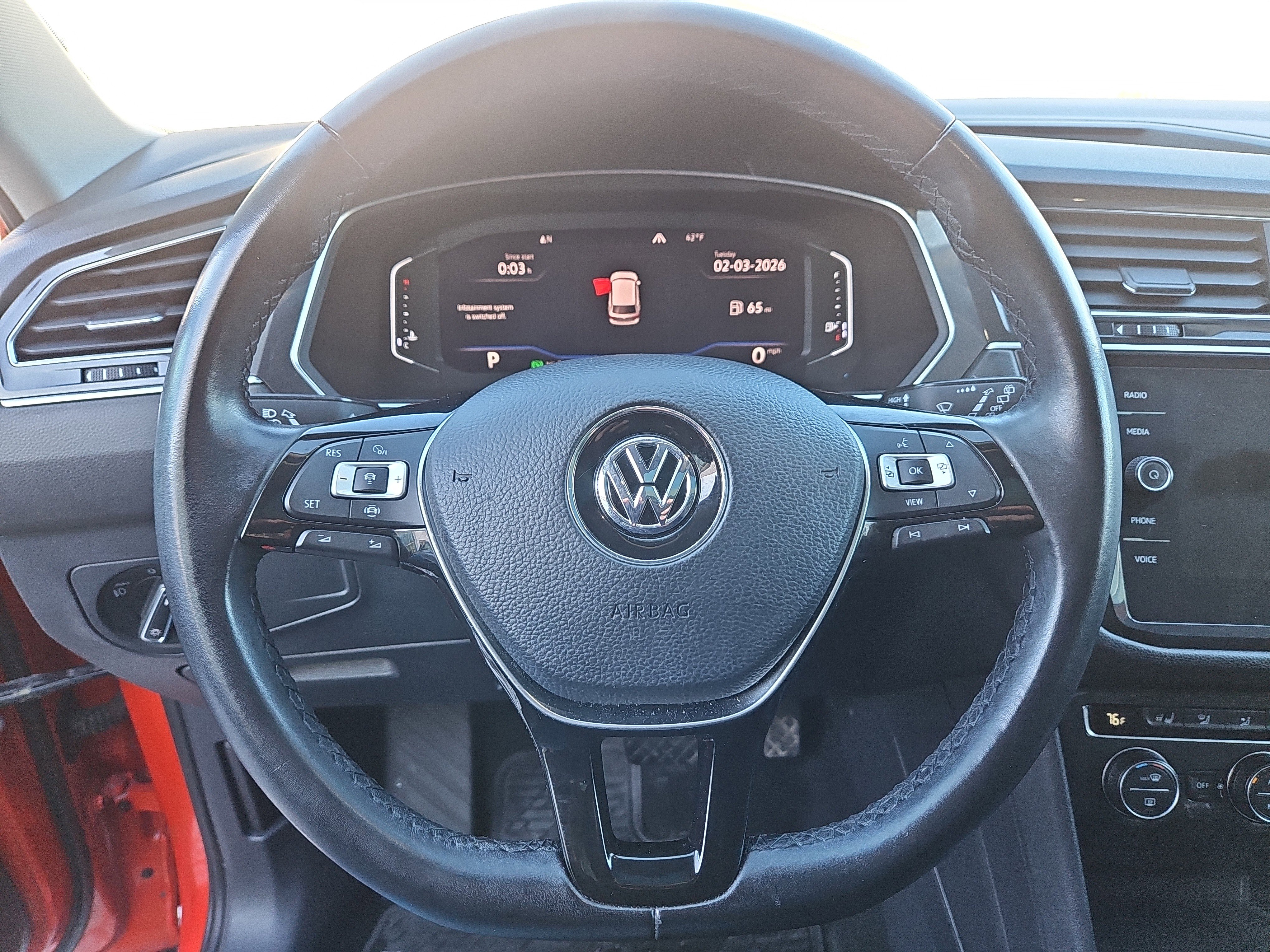 Used 2019 Volkswagen Tiguan SEL Premium image 25