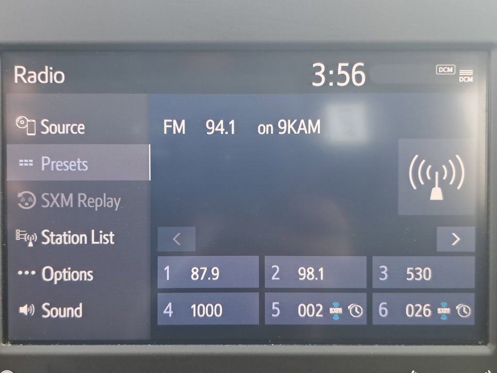 Used 2021 Toyota RAV4 XLE w/ Carpet Mat Package (TMS) AWD/4WD image 22