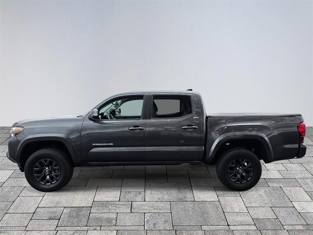 Used 2022 Toyota Tacoma SR5 image 4