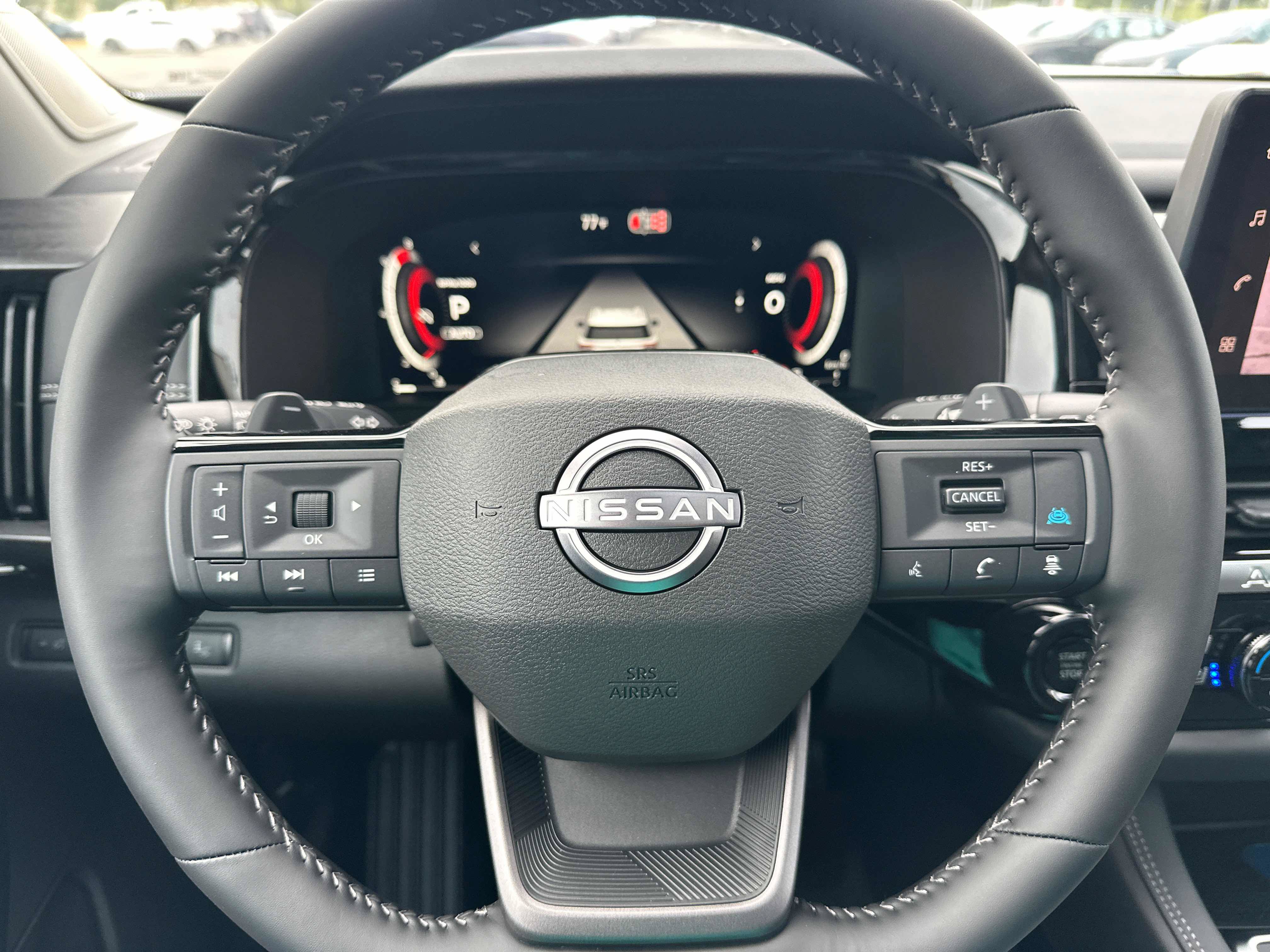 New 2026 Nissan Pathfinder Platinum AWD/4WD image 40