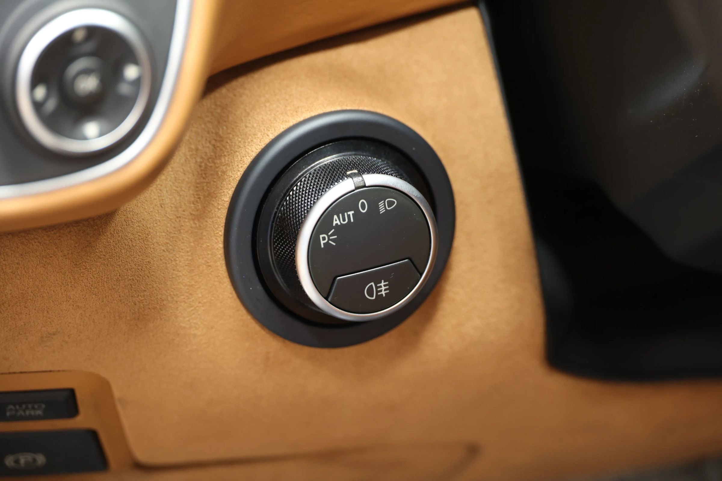 Used 2017 Ferrari California T image 30