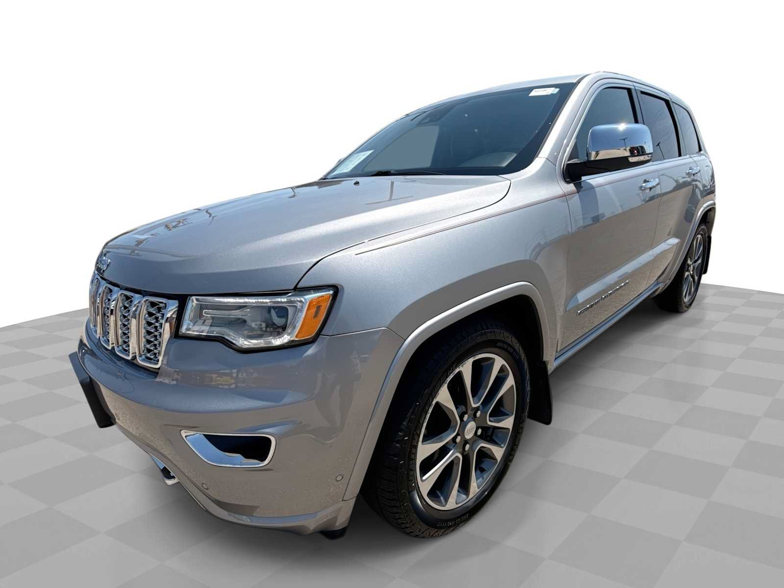 Used 2018 Jeep Grand Cherokee Overland AWD/4WD image 1