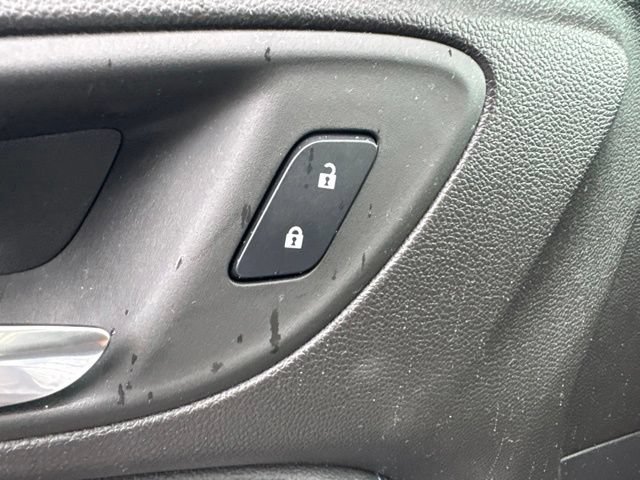 Used 2025 Buick Encore GX Sport Touring AWD/4WD image 13