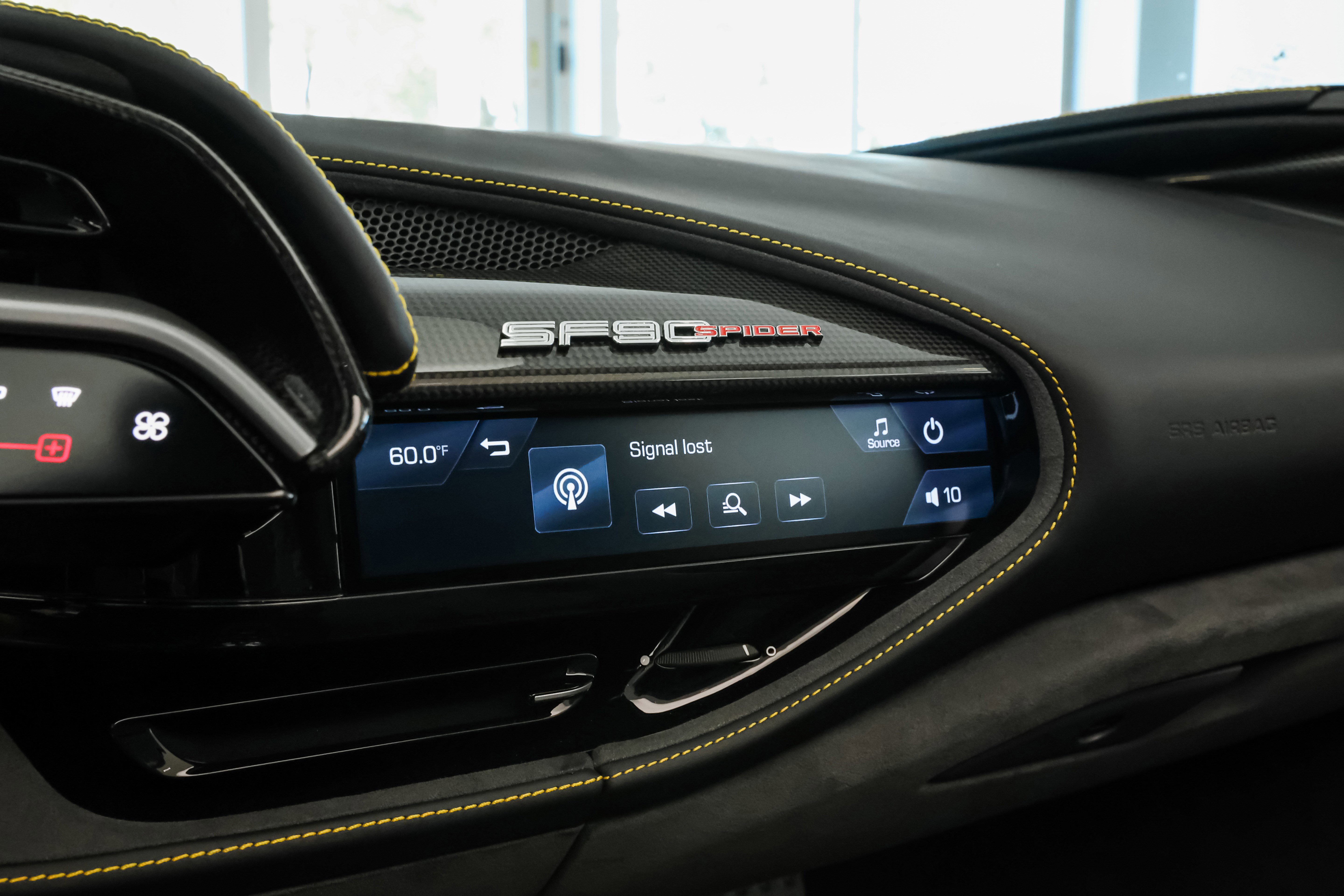 Used 2024 Ferrari SF90 Spider image 30