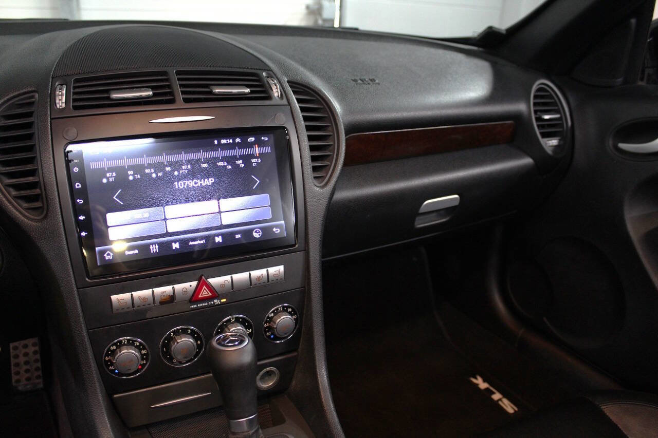 Used 2007 Mercedes-Benz SLK 350 image 23