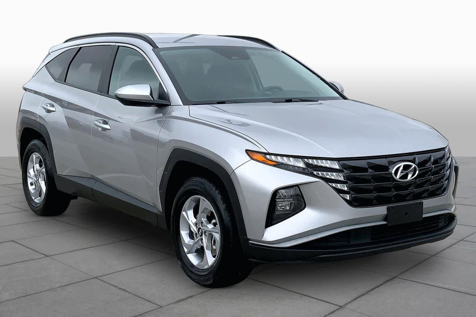 Used 2024 Hyundai Tucson SEL AWD/4WD image 3