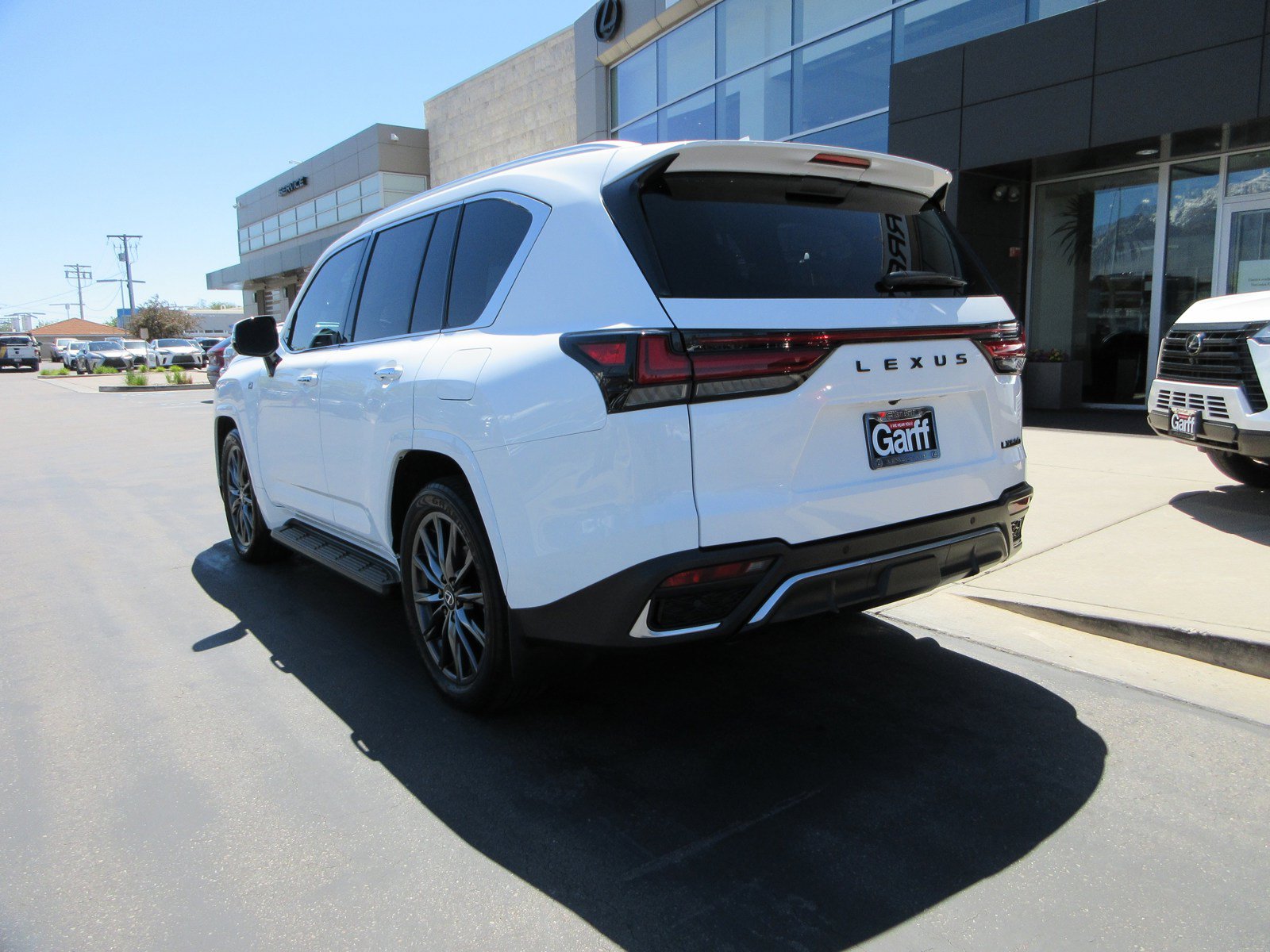 Used 2024 Lexus LX 600 F Sport AWD/4WD image 7