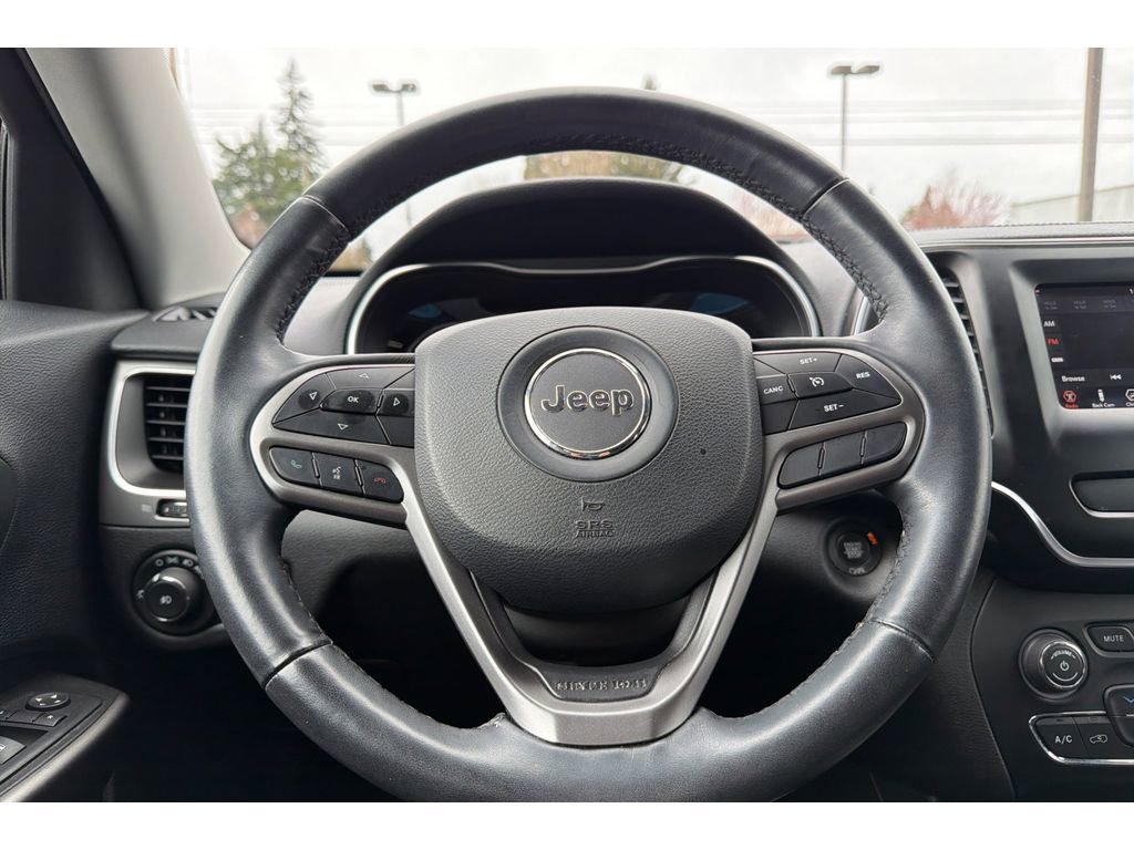 Used 2019 Jeep Cherokee Latitude Plus w/ Cold Weather Group image 25