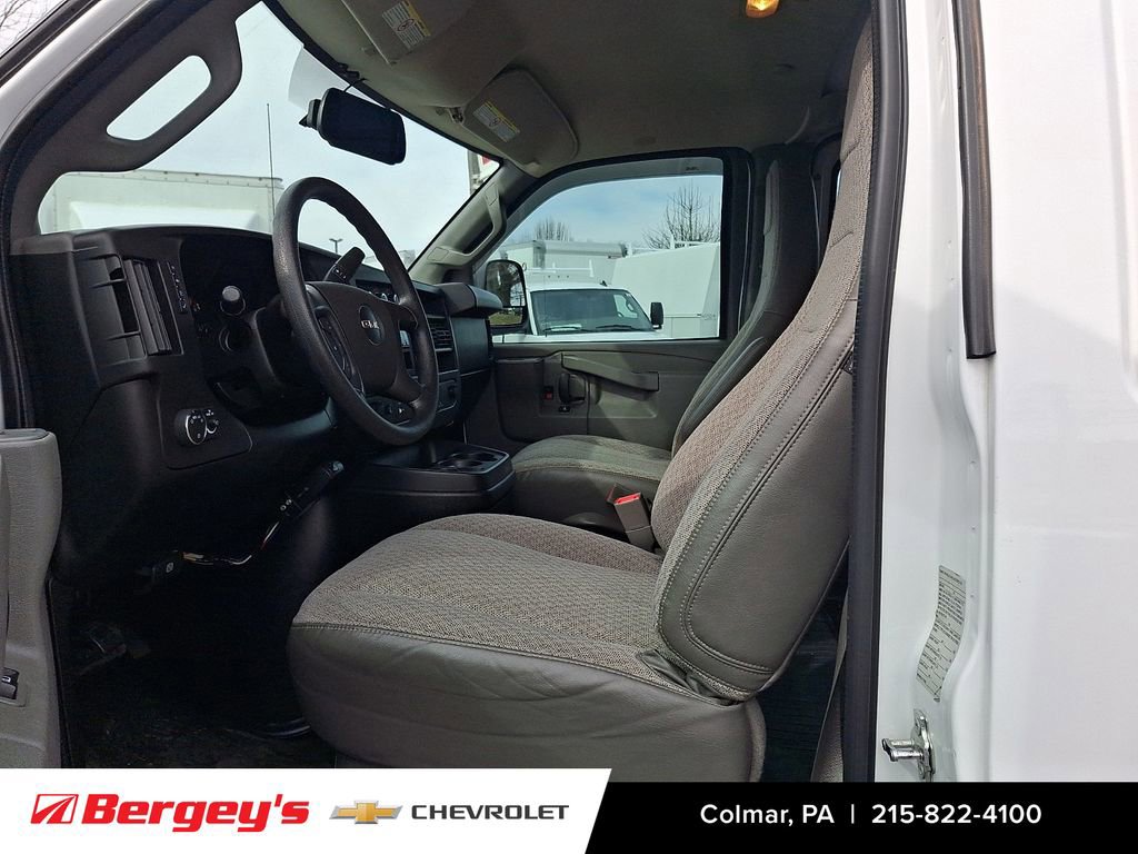 Certified 2016 GMC Savana 2500 image 16