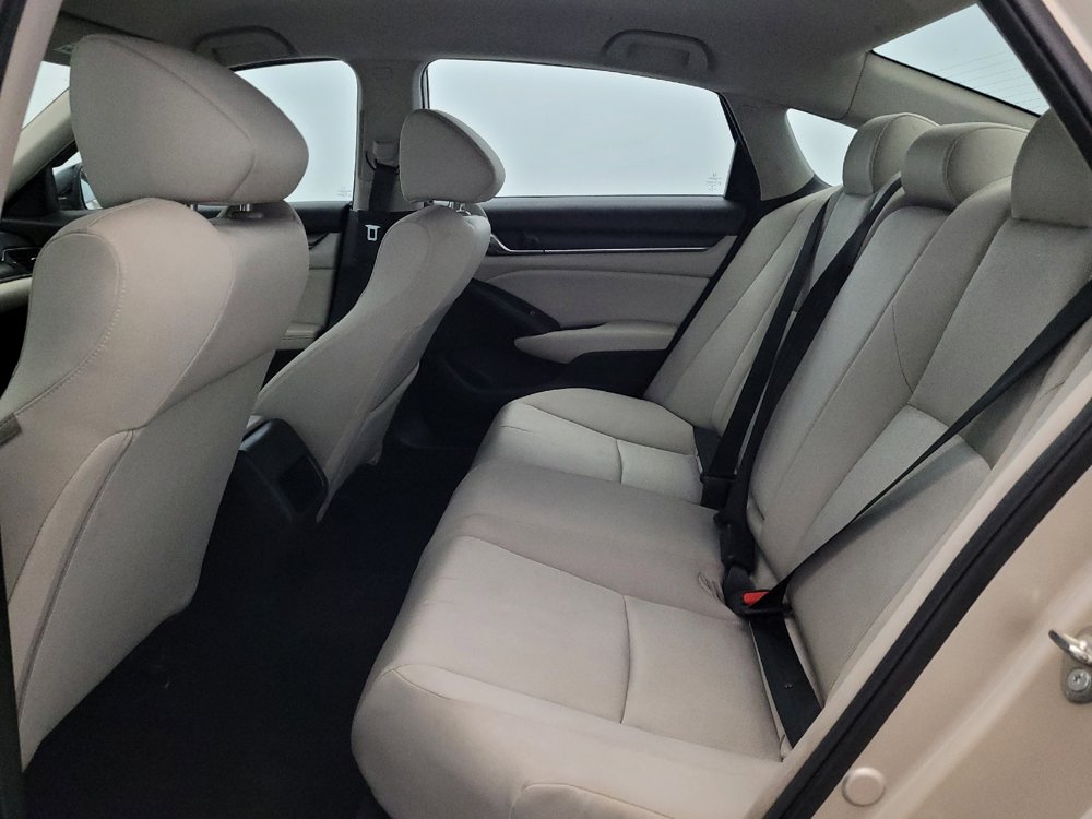 Used 2018 Honda Accord LX image 18