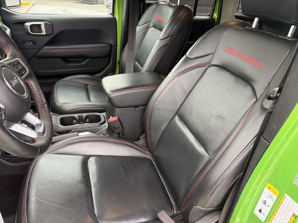 Used 2019 Jeep Wrangler Unlimited Rubicon w/ Cold Weather Group AWD/4WD image 11