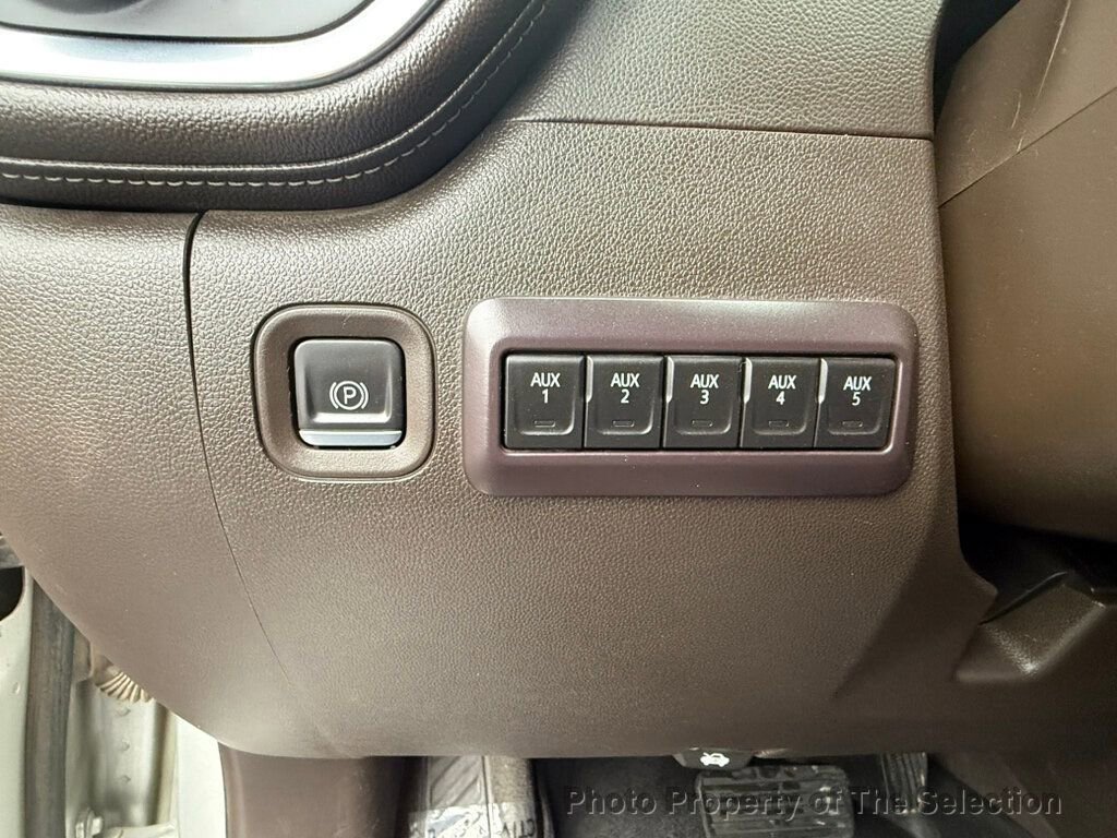 Used 2022 Chevrolet Silverado 2500 LTZ w/ LTZ Convenience Package image 32