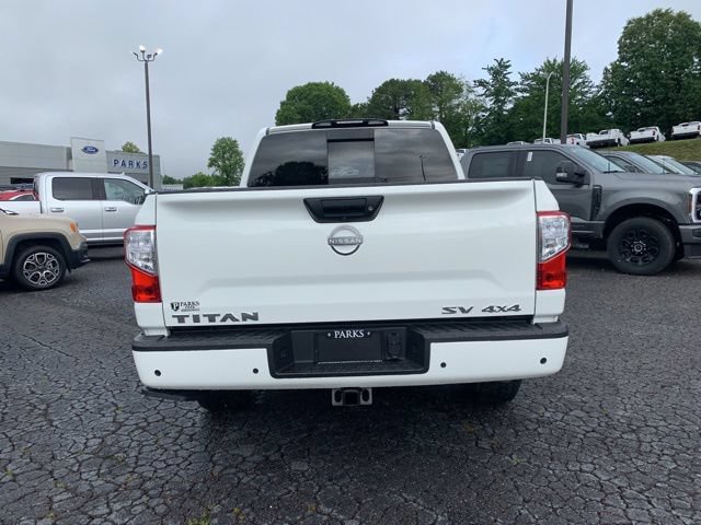 Used 2024 Nissan Titan SV w/ SV Convenience Package AWD/4WD image 7