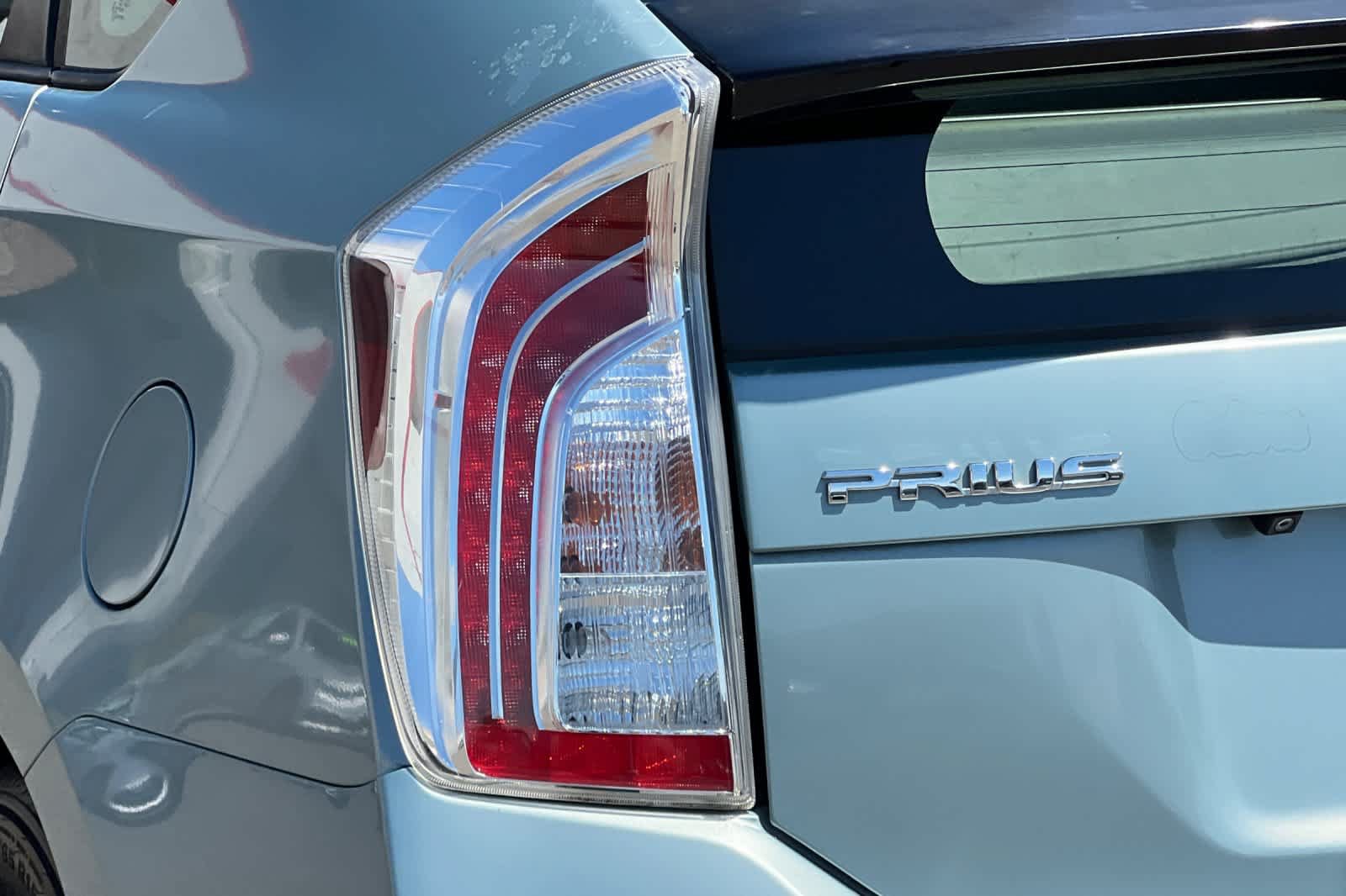 Used 2015 Toyota Prius Three FWD image 32
