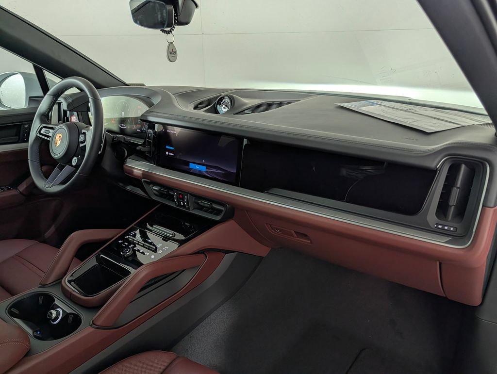 New 2026 Porsche Cayenne S AWD/4WD image 19