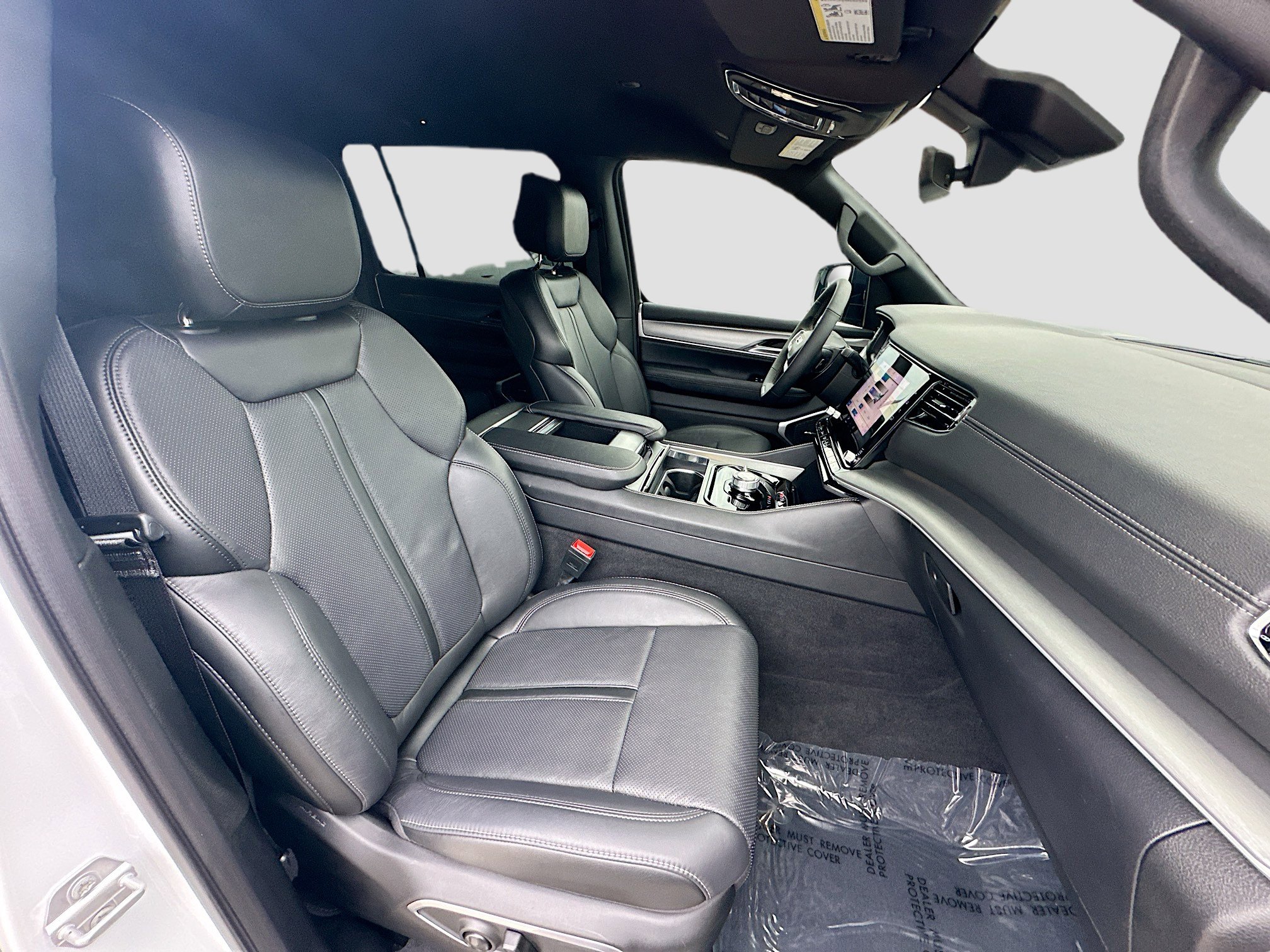 Used 2025 Jeep Wagoneer Series II image 34