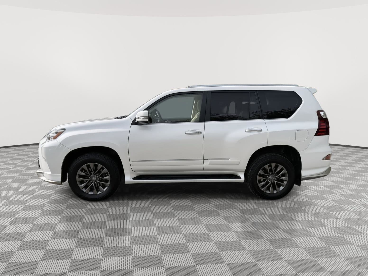Used 2018 Lexus GX 460 Premium AWD/4WD image 4