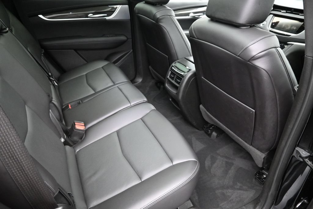 Used 2026 Cadillac XT5 Sportv w/ LPO, Floor Liner Package AWD/4WD image 31