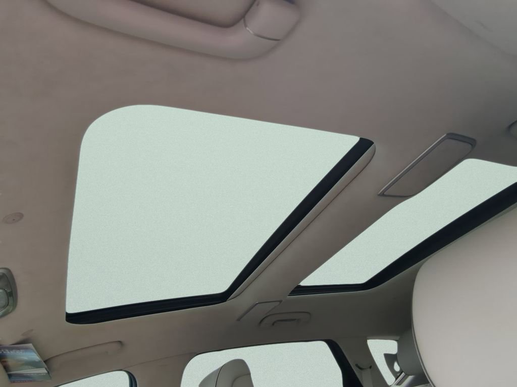 Used 2024 Genesis GV80 3.5T w/ Prestige Matte Package image 14