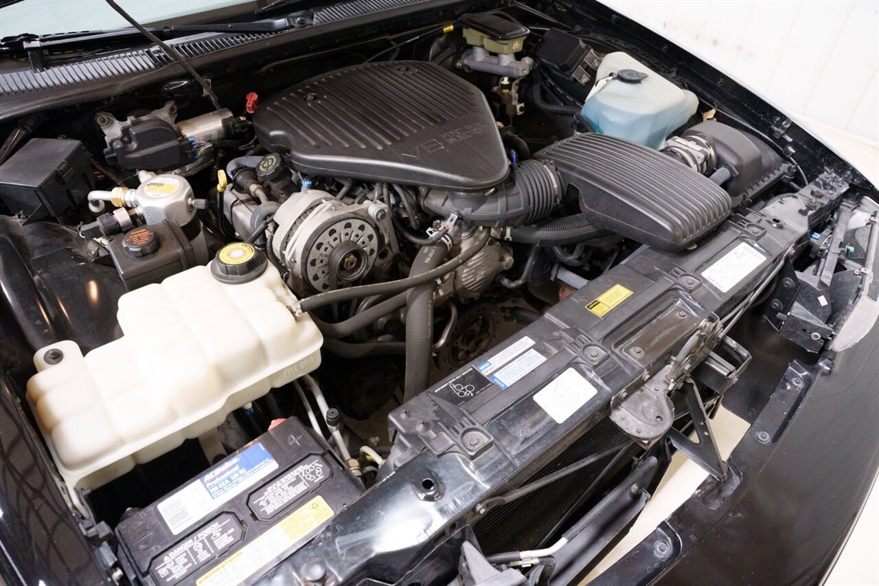 Used 1996 Chevrolet Impala SS RWD image 35