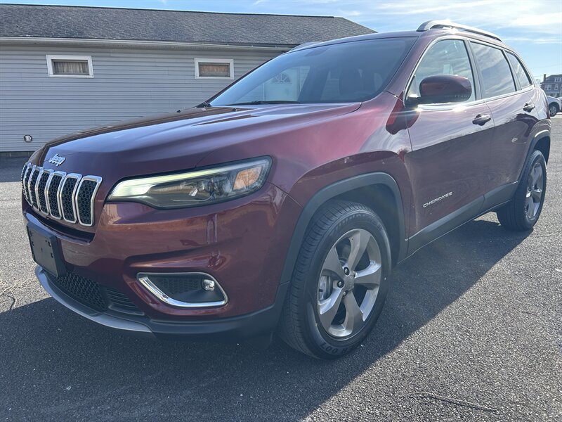 Used 2019 Jeep Cherokee Limited AWD/4WD image 14