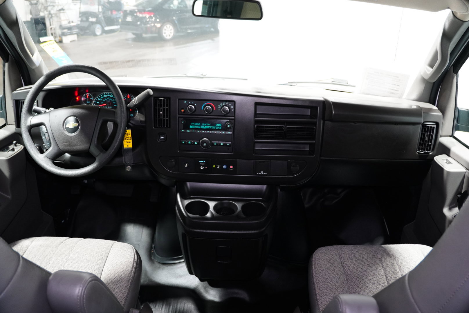 Used 2024 Chevrolet Express 2500 w/ Driver Convenience Package image 10