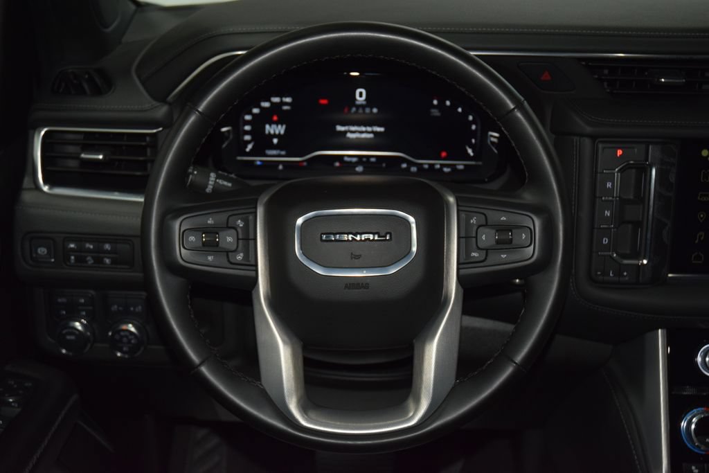 Used 2024 GMC Yukon XL Denali AWD/4WD image 38