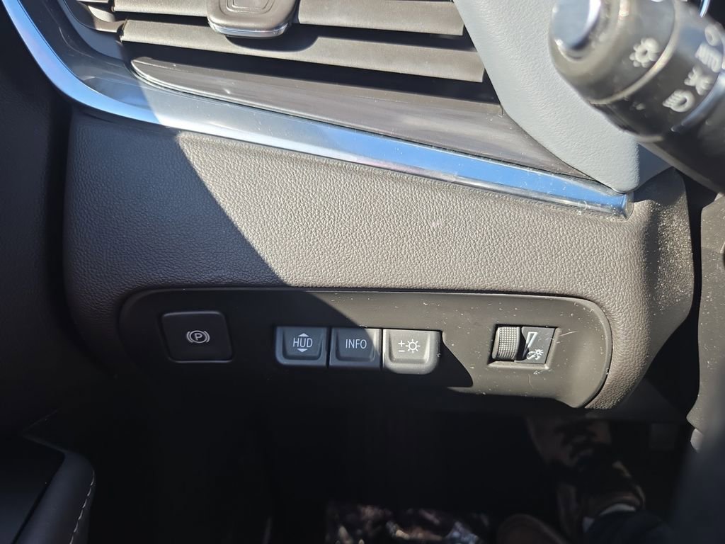 Used 2023 Buick Enclave Premium w/ Experience Buick Package image 24